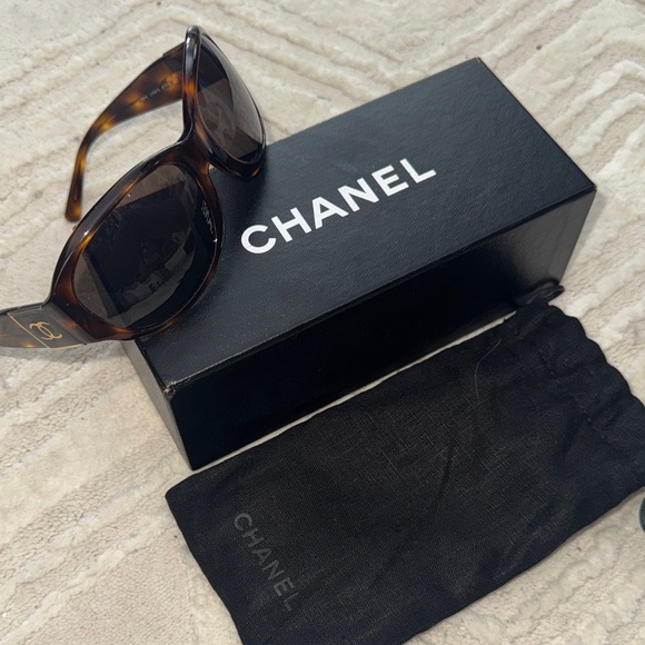 CHANEL Accessories - CHANEL Tortoise Sunglasses with Box and Dustbag